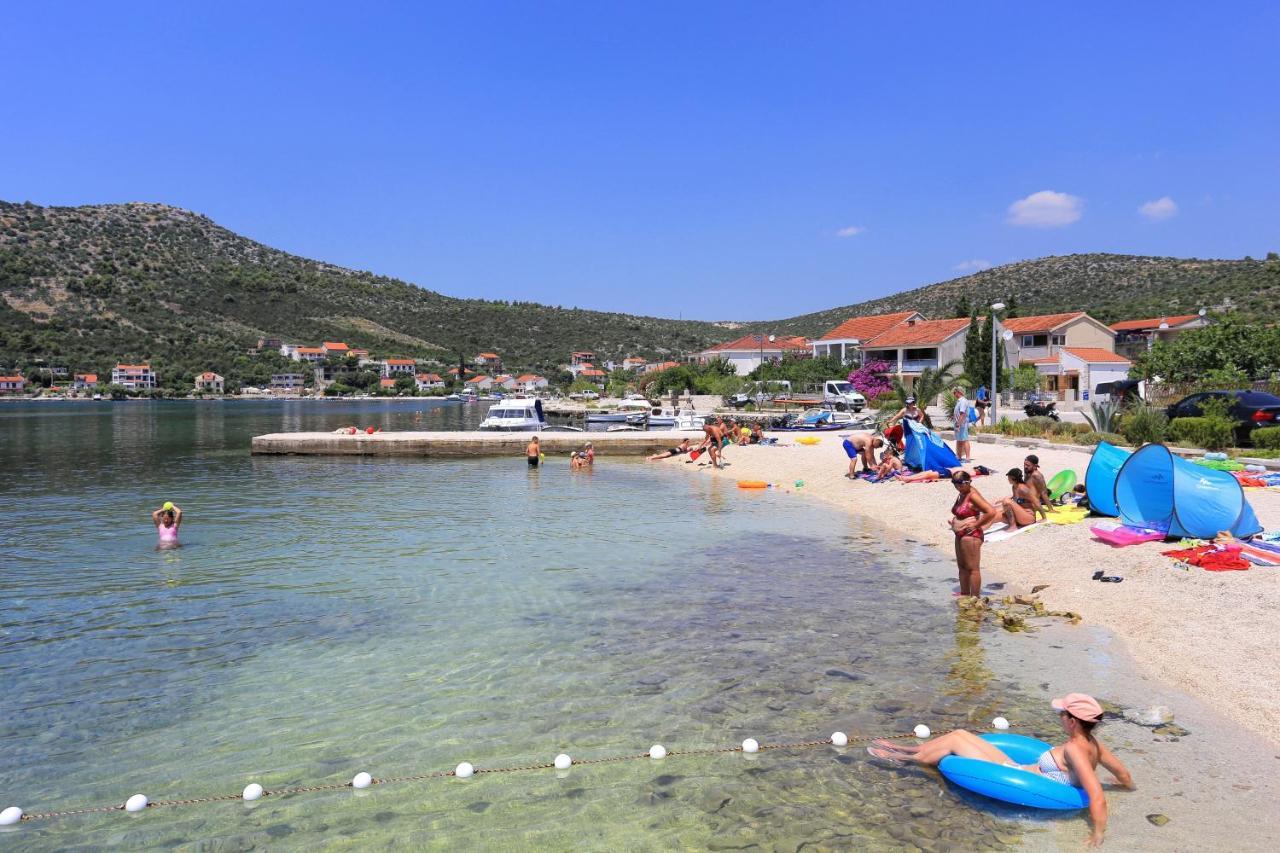 Apartments With A Parking Space Poljica, Trogir - 10010 Marina Buitenkant foto