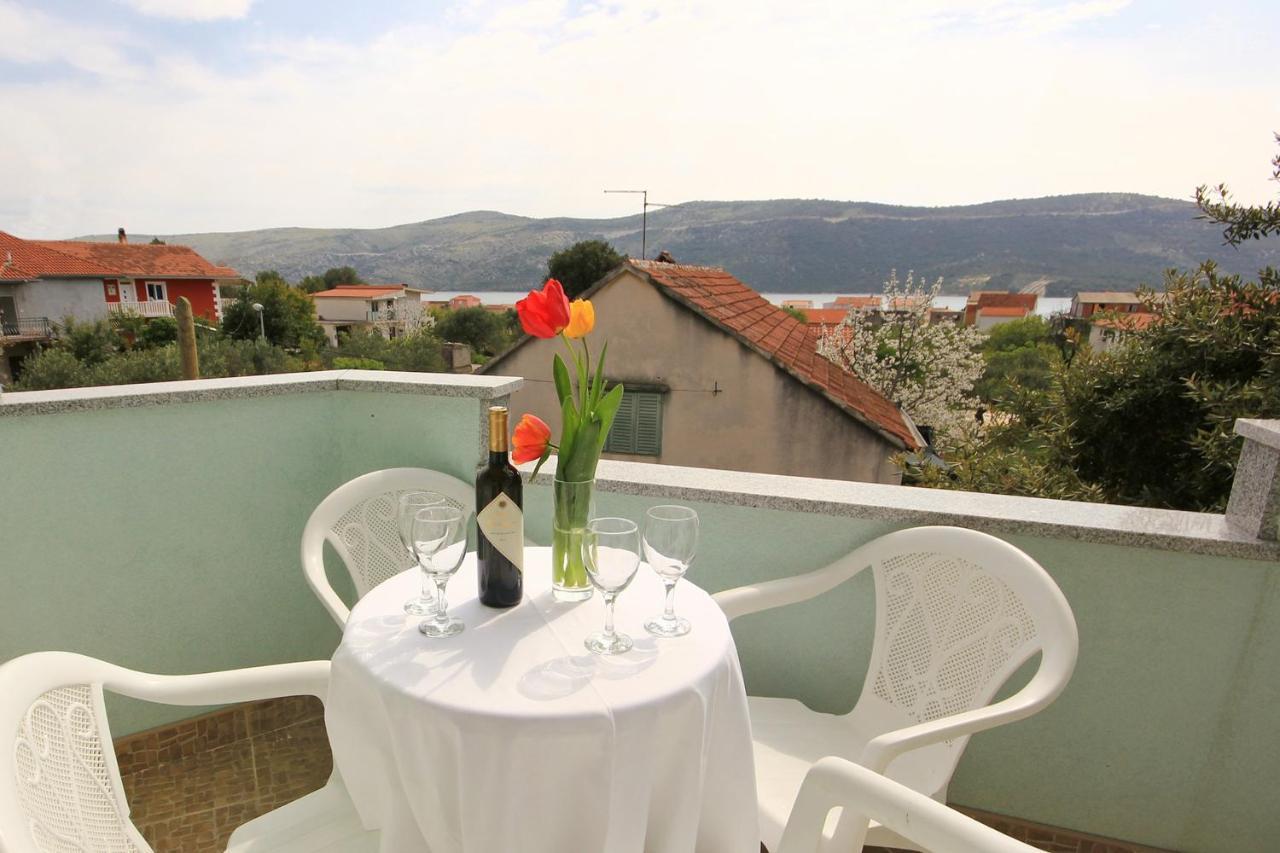 Apartments With A Parking Space Poljica, Trogir - 10010 Marina Buitenkant foto